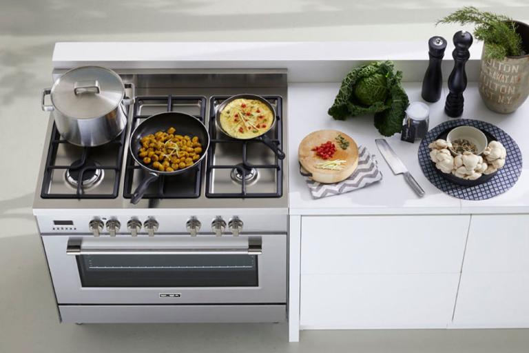 Chuẩn Bị Vật Tư Và Phụ Kiện Trước Khi Lắp Đặt